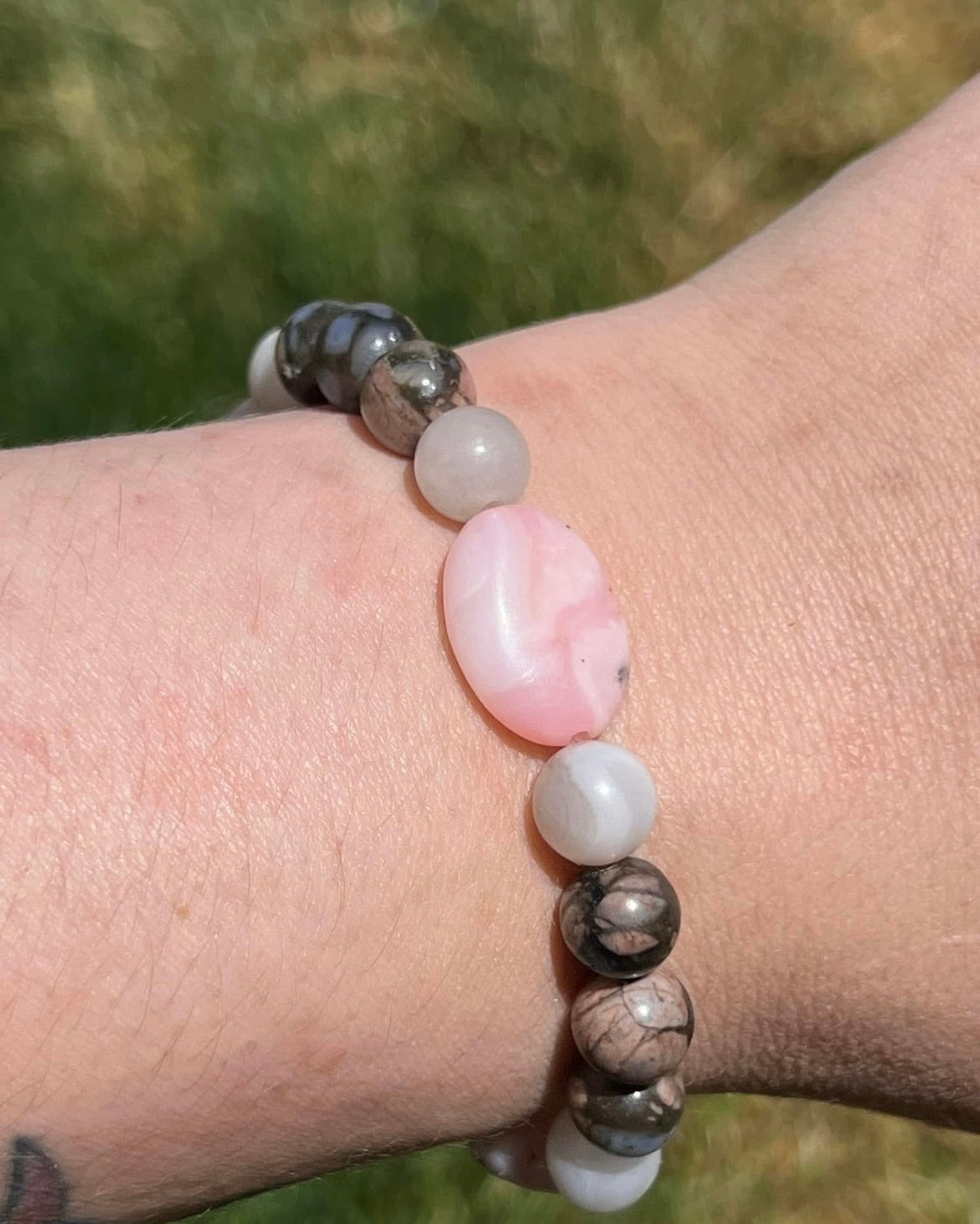 Pink Opal, White Lace Agate and Que Sera