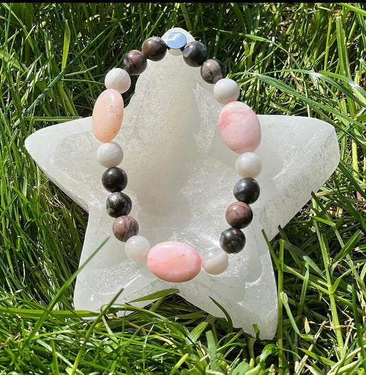 Pink Opal, White Lace Agate and Que Sera