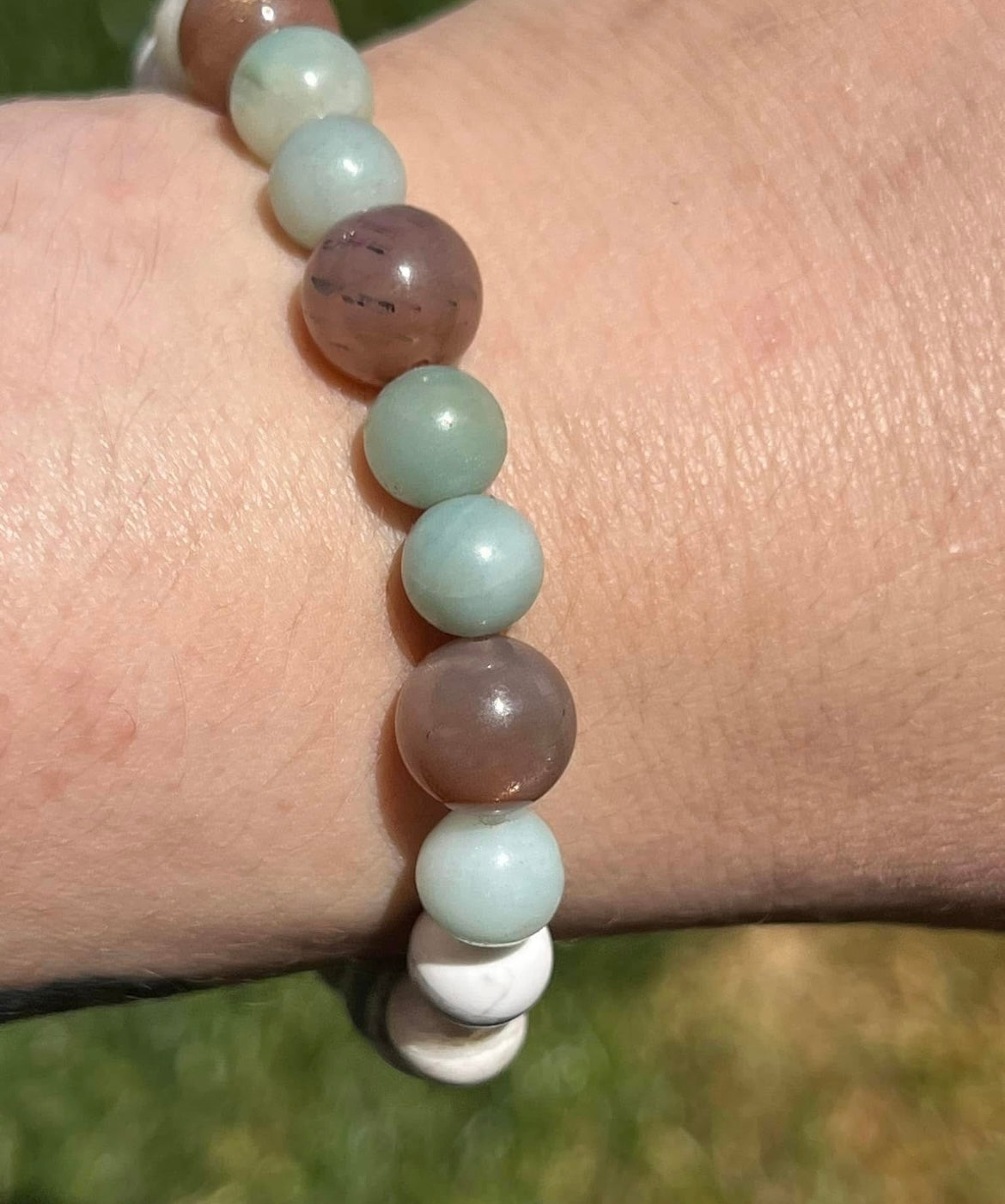 Sunstone, Howlite and Amazonite Crystal Bracelet