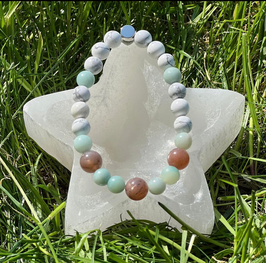 Sunstone, Howlite and Amazonite Crystal Bracelet