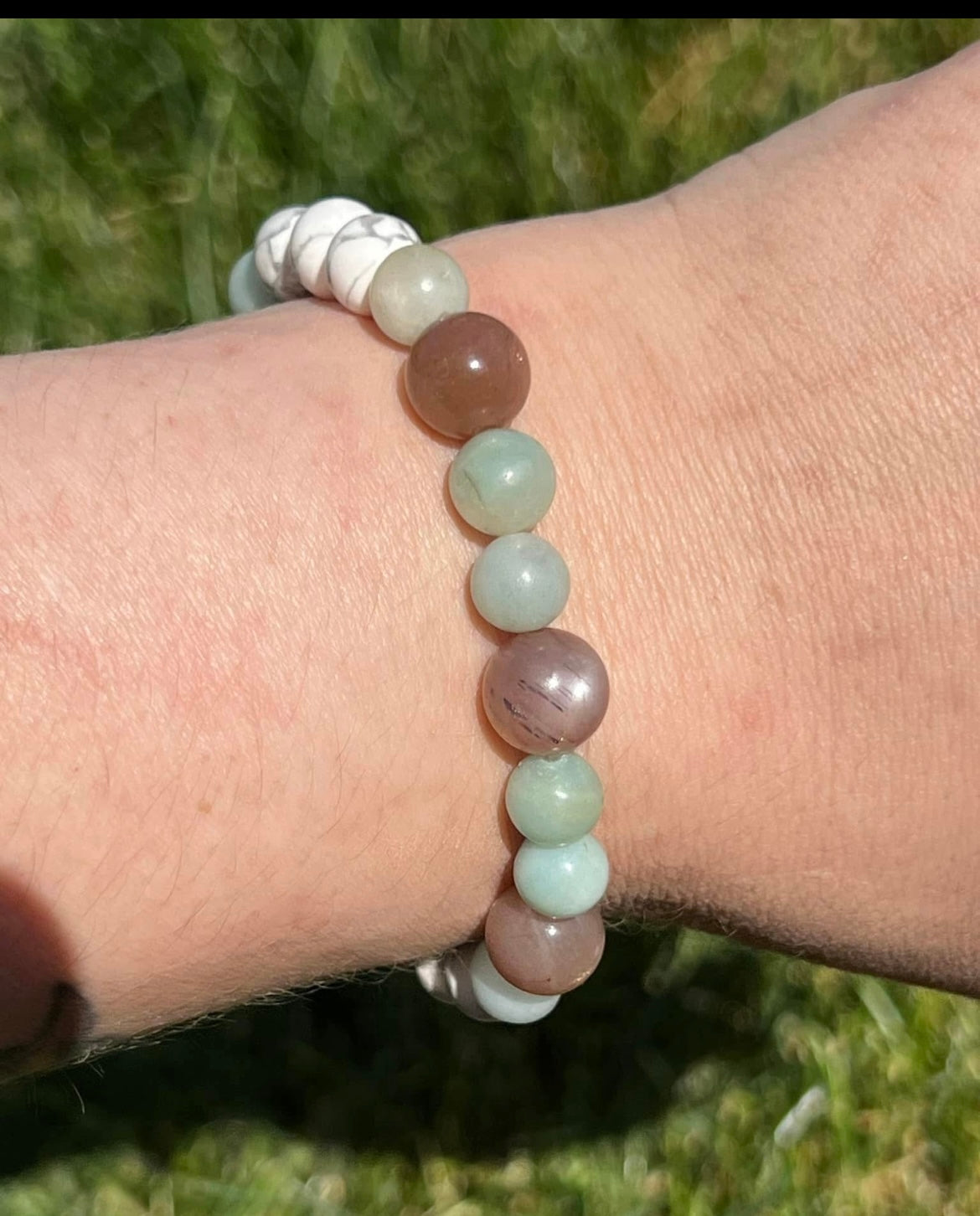 Sunstone, Howlite and Amazonite Crystal Bracelet
